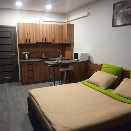 Apartment Yes 41 Uzhhorod Bagian luar foto