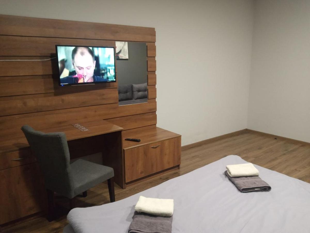 Apartment Yes 41 Uzhhorod Bagian luar foto
