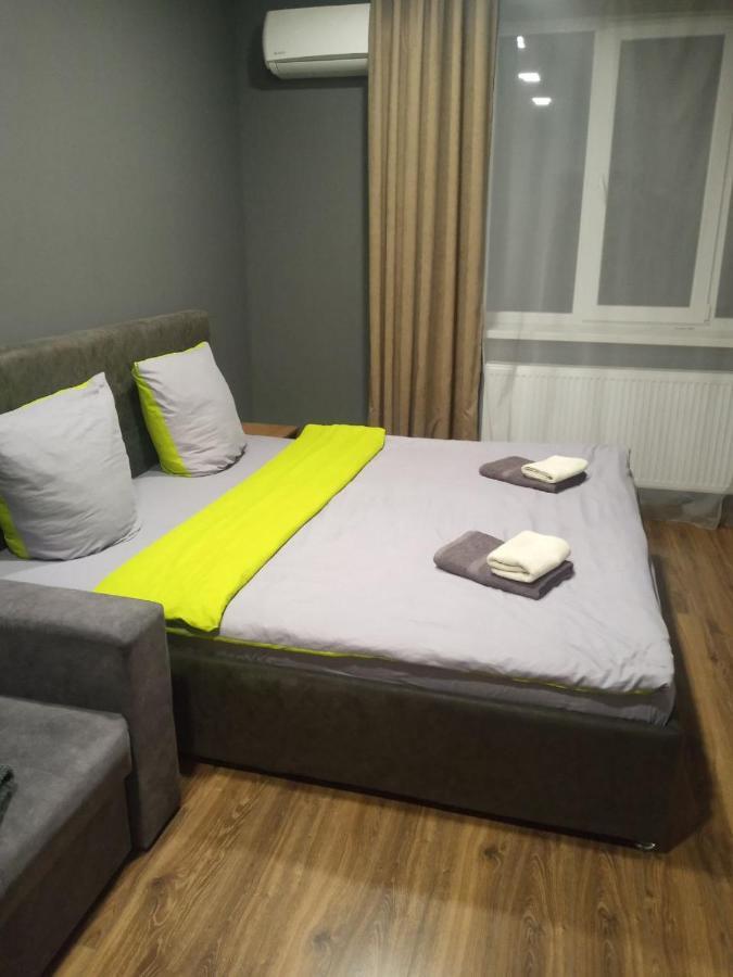 Apartment Yes 41 Uzhhorod Bagian luar foto