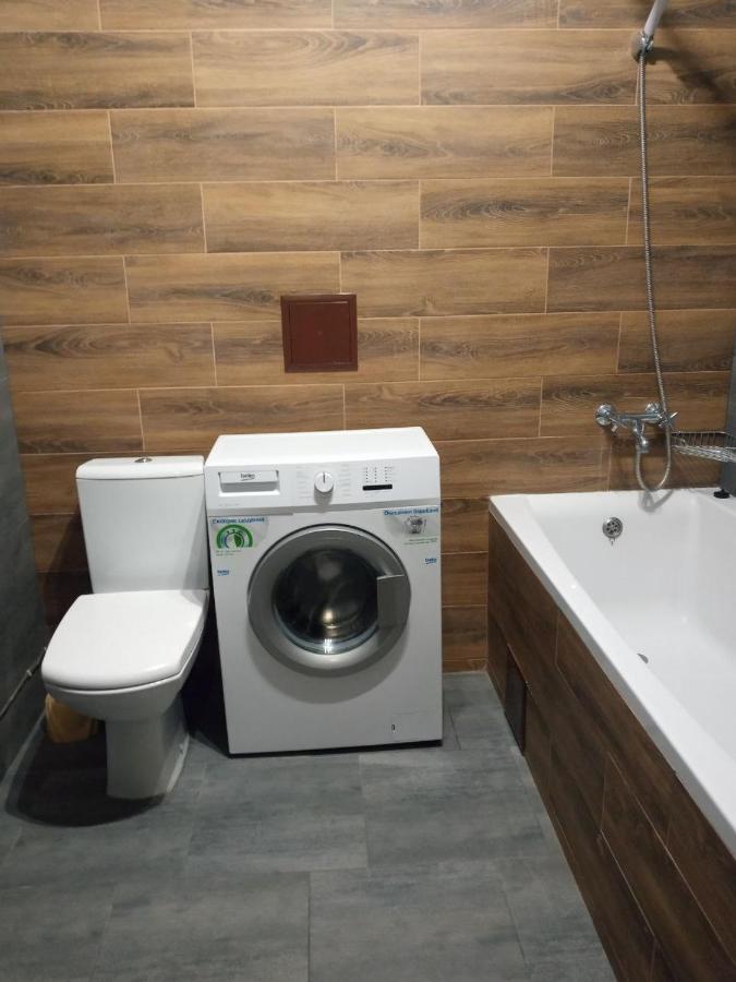 Apartment Yes 41 Uzhhorod Bagian luar foto