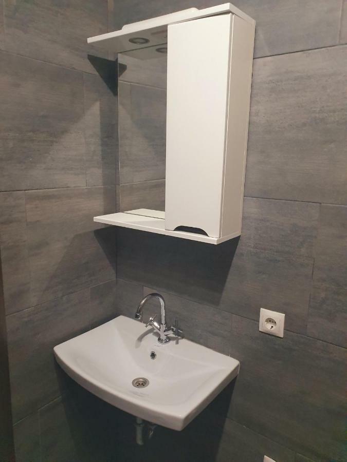 Apartment Yes 41 Uzhhorod Bagian luar foto
